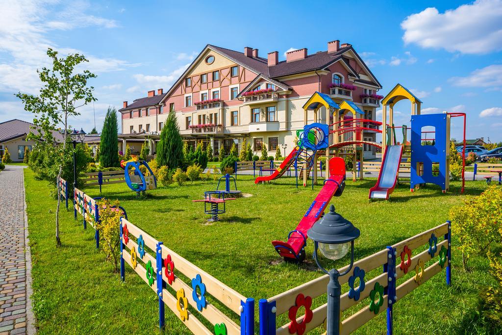 Hotel Panska Gora Lemberg Exterior foto